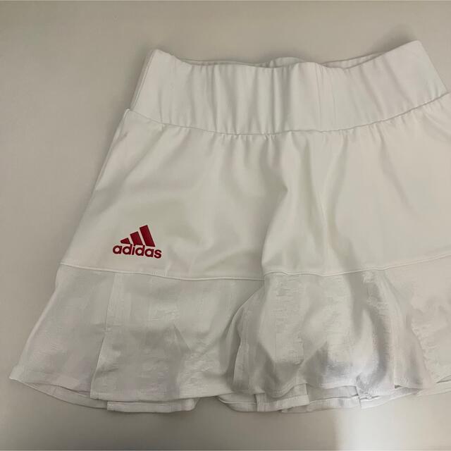 adidas(アディダス)のテニススコート　テニスウェア　Mサイズ スポーツ/アウトドアのテニス(ウェア)の商品写真