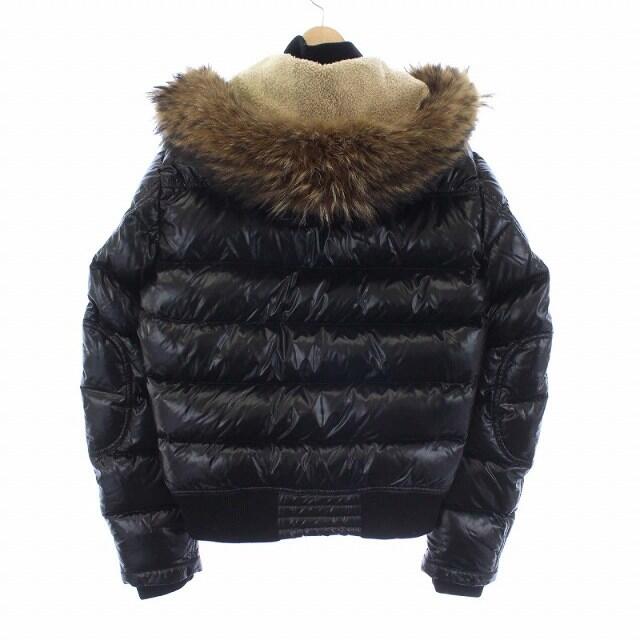 MONCLER(モンクレール)のモンクレール VEYLE ダウンジャケット フード コヨーテファー ムートン 1 メンズのジャケット/アウター(ダウンジャケット)の商品写真