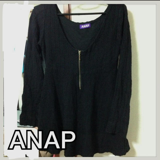 ANAP(アナップ)のANAP黒ニットペプラム風トップス レディースのトップス(ニット/セーター)の商品写真