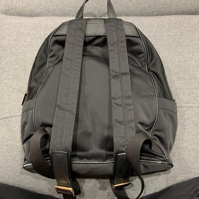 Michael Kors(マイケルコース)の中古　マイケルコース　リュック　ブラック レディースのバッグ(リュック/バックパック)の商品写真