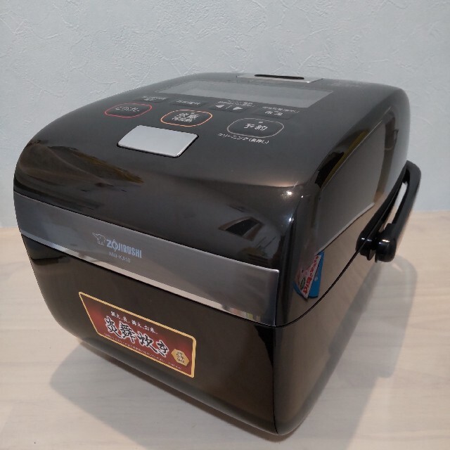 象印(ゾウジルシ)の象印 ZOJIRUSHI 炊飯器 NW-KA10-BZ 炎舞炊き スマホ/家電/カメラの調理家電(炊飯器)の商品写真