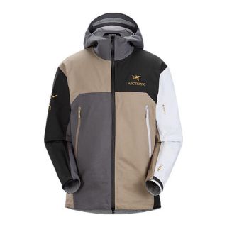 アークテリクス(ARC'TERYX)のARC’TERYX × BEAMS Beta Jacket XLサイズ 新品(ナイロンジャケット)