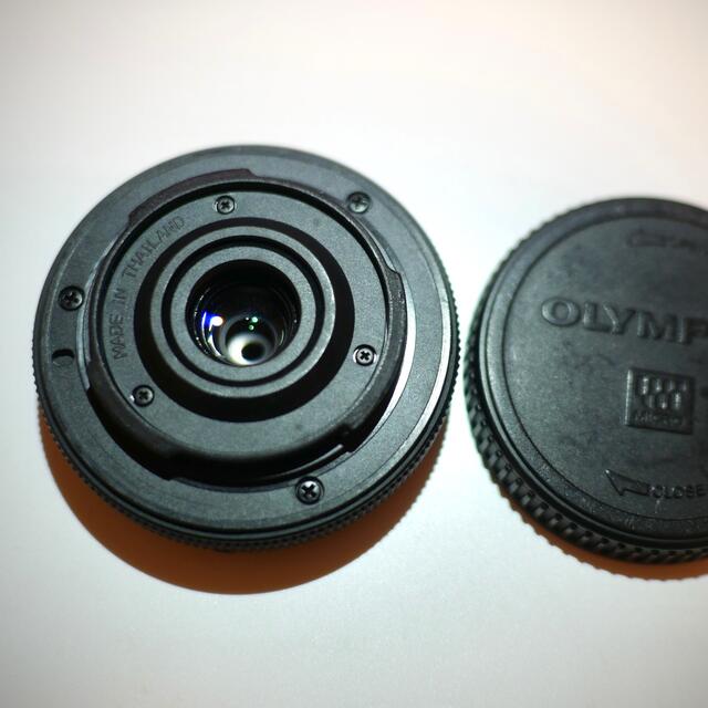 OLYMPUS(オリンパス)のOLYMPUS フィッシュアイボディーキャップレンズ BCL-0980 ブラック スマホ/家電/カメラのカメラ(レンズ(単焦点))の商品写真