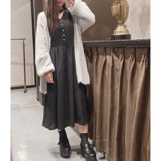 アクシーズファム(axes femme)の専用【新品】定価7,700円axes femme  チョーカーデザインワンピース(ロングワンピース/マキシワンピース)