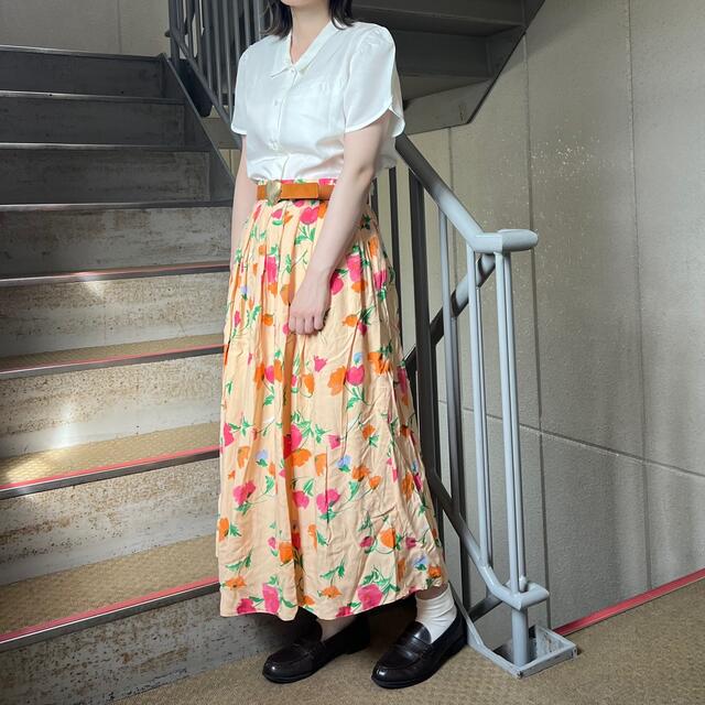 Santa Monica(サンタモニカ)の古着 花柄レトロスカート ロング丈   レディースのスカート(ロングスカート)の商品写真