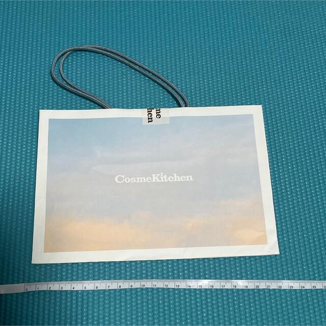 Cosme Kitchen(コスメキッチン)のコスメキッチン　コスキチ　紙袋　ショッパー　ショップ袋 レディースのバッグ(ショップ袋)の商品写真