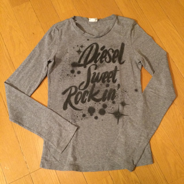 DIESEL(ディーゼル)のDiesel 長袖カットソー 150 キッズ/ベビー/マタニティのキッズ服女の子用(90cm~)(Tシャツ/カットソー)の商品写真