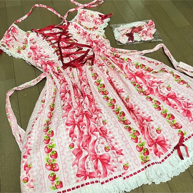 Angelic Pretty(アンジェリックプリティー)のセット✳Pretty✳スウィートリボンストロベリーOP &キャノティエ レディースのワンピース(ミニワンピース)の商品写真