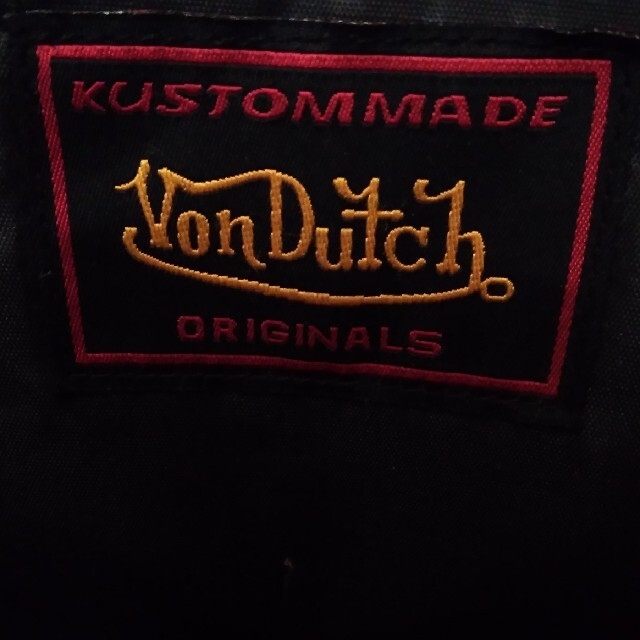 Von Dutch(ボンダッチ)の希少 レアカラー Von Dutch vondutch 半ツヤ エナメル バッグ レディースのバッグ(ボストンバッグ)の商品写真