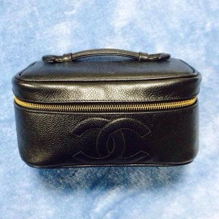 シャネル(CHANEL)の中古/シャネル/バニティ黒/定価9万以上(ポーチ)