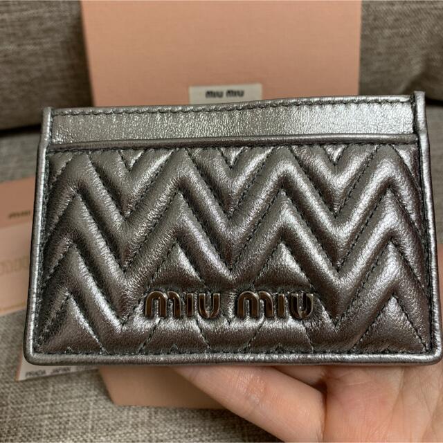 miumiu カードケース