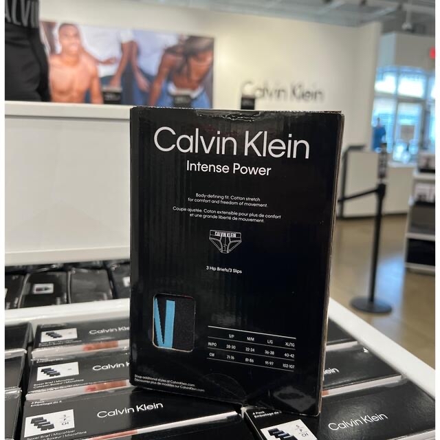 Calvin Klein(カルバンクライン)の【新品】Calvin Klein USA  intense power / M メンズのアンダーウェア(その他)の商品写真