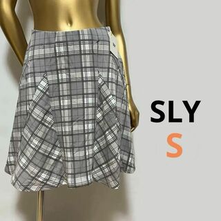 スライ(SLY)の【1844】SLY ポケット付きチェック柄 フレアスカート S(ひざ丈スカート)