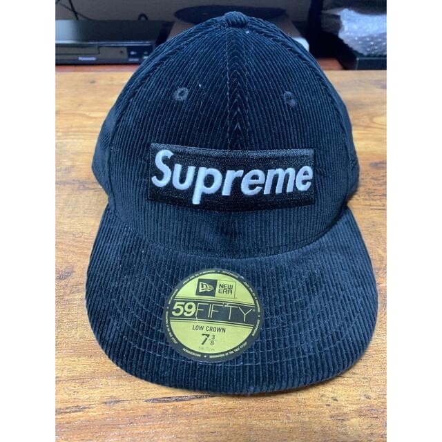 Supreme(シュプリーム)のSUPREME×NEW  ERA  Corduroy Box Logo メンズの帽子(キャップ)の商品写真
