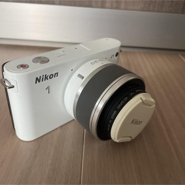 Nikon J1 1