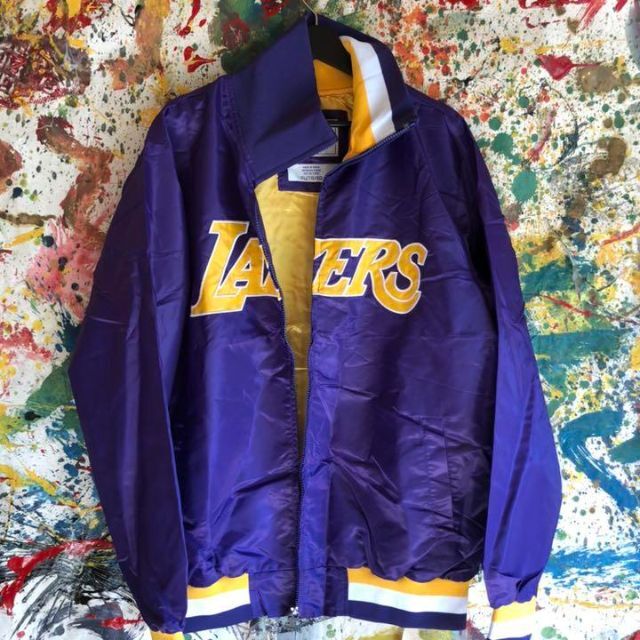 LAKERS ナイロンジャケット