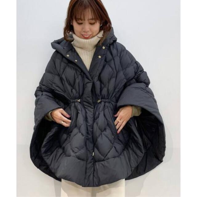 WOOLRICH(ウールリッチ)の未使用品　ウールリッチ　WOOLRICH キルティングケープ　SMサイズ レディースのジャケット/アウター(ダウンコート)の商品写真