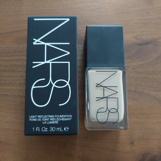 NARS ライトリフレクティング ファンデーション2166