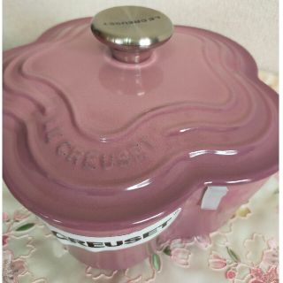 美品★ルクルーゼ ココットフルール モーヴピンク