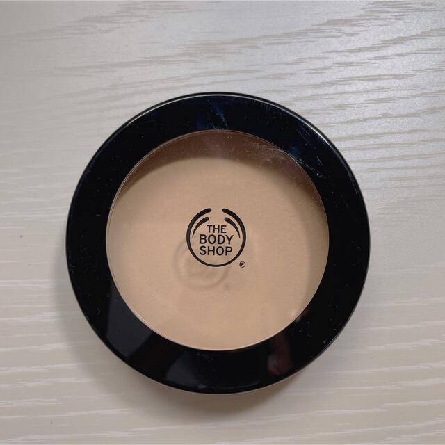 THE BODY SHOP(ザボディショップ)のTHE BODY SHOP ザボディショップ　マットクレイパウダー コスメ/美容のベースメイク/化粧品(フェイスパウダー)の商品写真