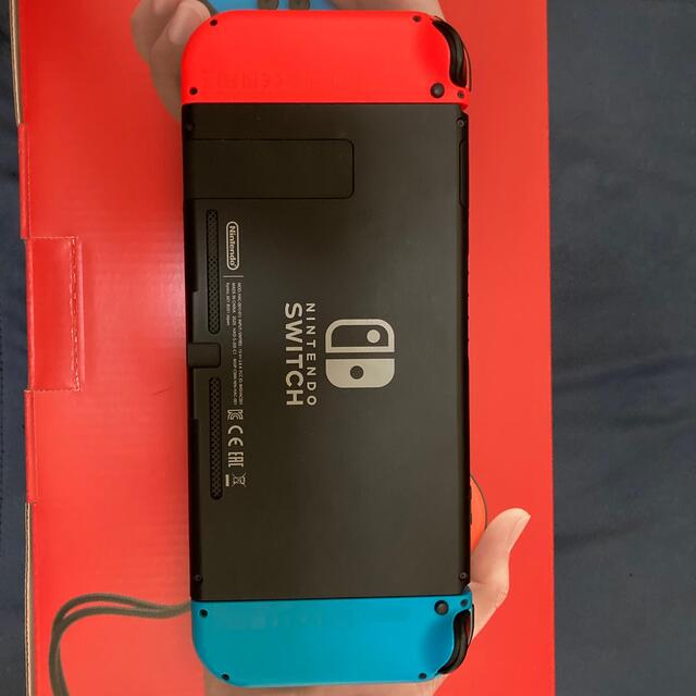 Nintendo Switch 箱あり　美品　保護シール貼付済