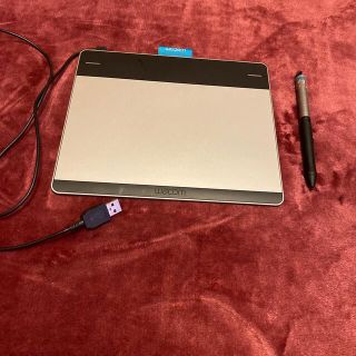 ワコム(Wacom)のワコム　ペンタブ　CTH-480 ジャンク品(コミック用品)