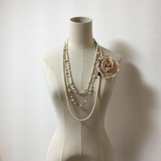 レストローズ(L'EST ROSE)の☪️美品！LEST ROSE 3連ネックレス(ネックレス)