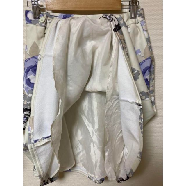 MERCURYDUO(マーキュリーデュオ)の❇️MERCURYDUO❇️❧花柄ロングスカート☙⚜️M⚜️ 【匿名配送】 レディースのスカート(ひざ丈スカート)の商品写真
