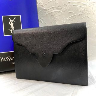 サンローラン(Saint Laurent)の【極美品】イヴサンローラン クラッチバッグ カサンドラ YSLロゴ カーフレザー(クラッチバッグ)