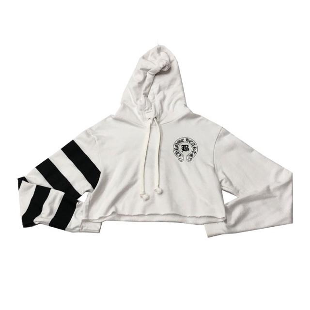 Chrome Hearts(クロムハーツ)のクロムハーツ CHROME HEARTS BELLAHDPLVRSHT ベラハディッド ダガージップアップショートプルオーバー ショート丈 パーカー レディースのトップス(パーカー)の商品写真