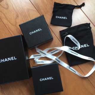 シャネル(CHANEL)のCHANELアクセサリーポーチ2個&空箱3個&手提げ袋3枚(その他)