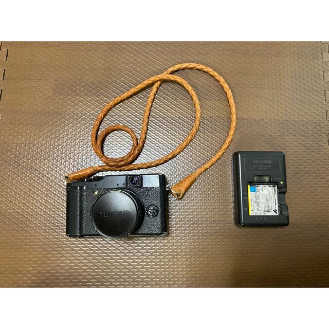 FUJIFILM x10