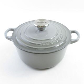 ルクルーゼ(LE CREUSET)のルクルーゼ ココットロンド ミストグレー 18 両手鍋 1点 SM959C(鍋/フライパン)