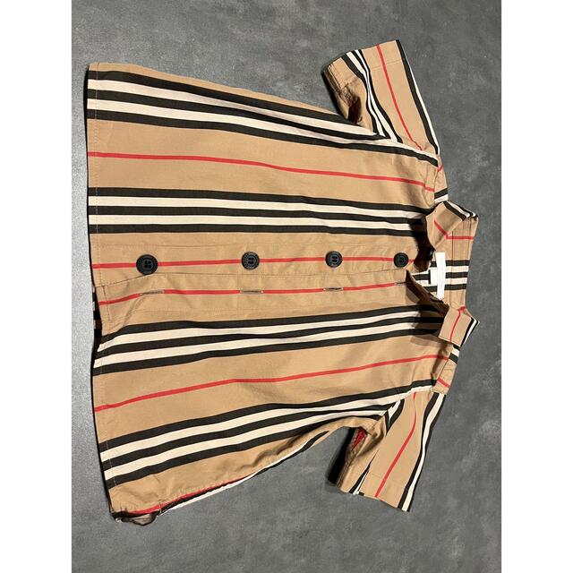 BURBERRY(バーバリー)のバーバリー  シャツ　92cm キッズ/ベビー/マタニティのキッズ服男の子用(90cm~)(Tシャツ/カットソー)の商品写真