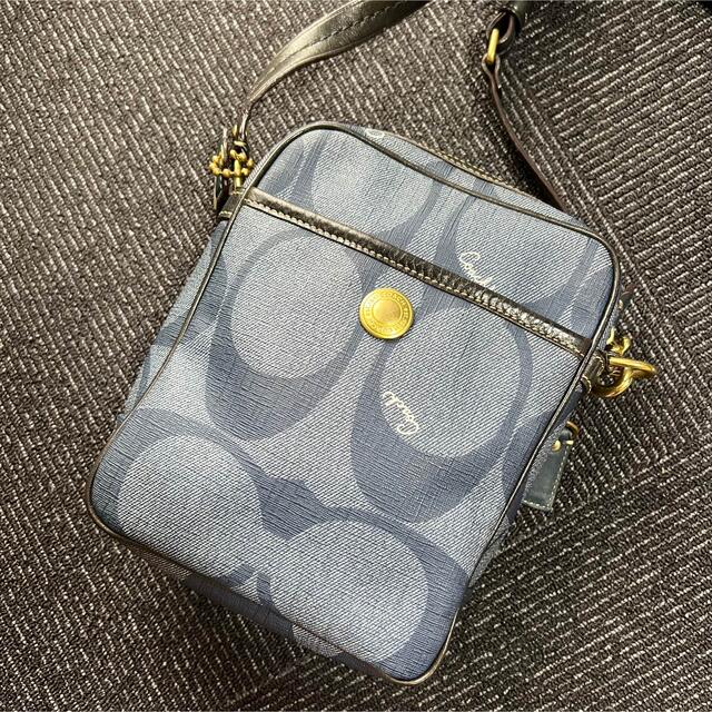 COACH(コーチ)のコーチ　シグネチャー　ショルダーバッグ レディースのバッグ(ショルダーバッグ)の商品写真