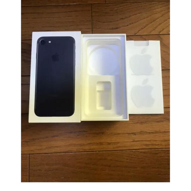 iPhone(アイフォーン)のiPhone 箱 (5S/6/7) Apple シール ステッカー　有り スマホ/家電/カメラのスマホアクセサリー(その他)の商品写真