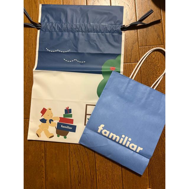 familiar(ファミリア)のファミリア　紙袋　ラッピング レディースのバッグ(ショップ袋)の商品写真