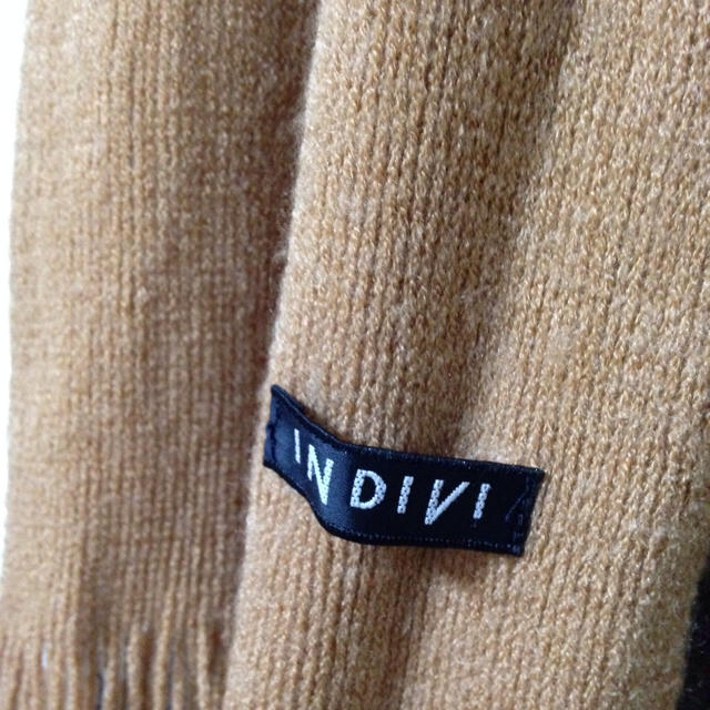 INDIVI(インディヴィ)の値下げ！ インディヴィ マフラー レディースのファッション小物(マフラー/ショール)の商品写真