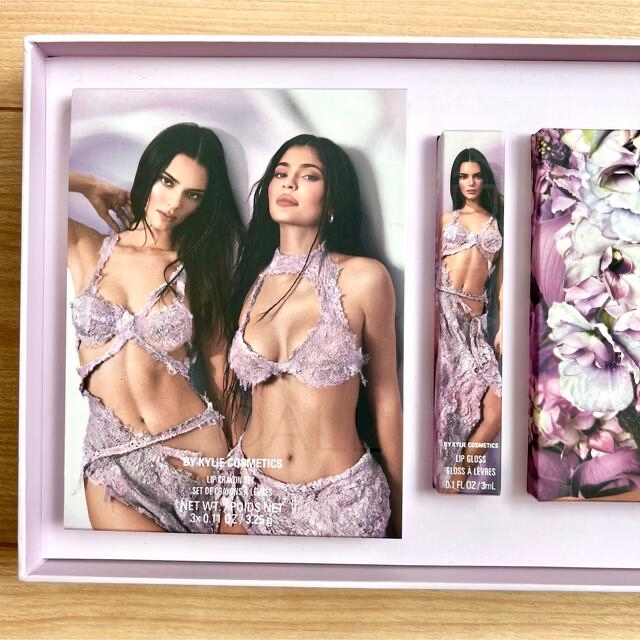 カテゴリ Kylie Cosmetics - Kendall&Kylieの直筆サイン入り メイク