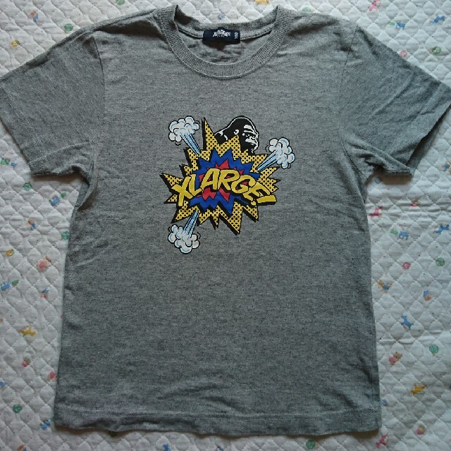 XLARGE(エクストララージ)のエクストララージキッズ【XLARGE KIDS】半袖Tシャツ140cm キッズ/ベビー/マタニティのキッズ服男の子用(90cm~)(Tシャツ/カットソー)の商品写真