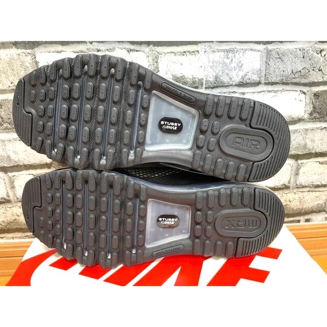 NIKE(ナイキ)のki様専用分　 ステューシー NIKE AIR MAX 2013  27.5cm メンズの靴/シューズ(スニーカー)の商品写真