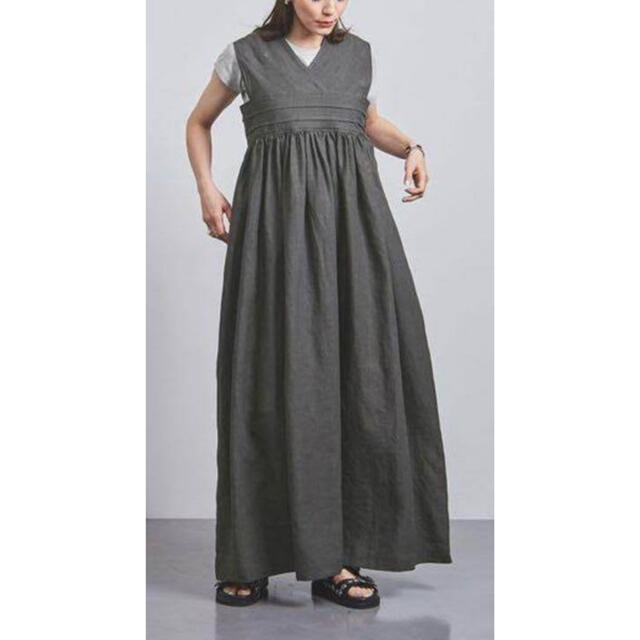 HYKE(ハイク)のhyke linen maxi onepiece レディースのワンピース(ロングワンピース/マキシワンピース)の商品写真