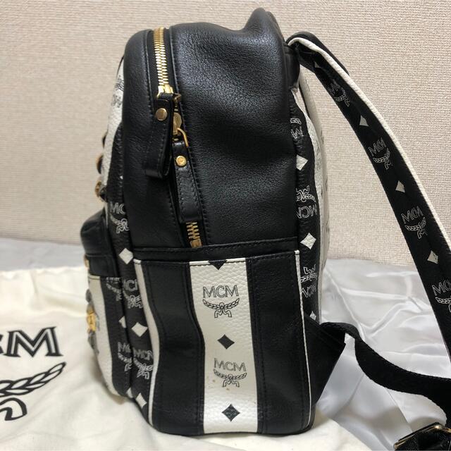 MCM リュック 白黒 モノクロ ストライプ- MCM リュック 白黒 モノクロ ストライプ-