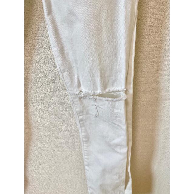 AKM(エイケイエム)のAKM ホワイトジーンズ メンズのパンツ(デニム/ジーンズ)の商品写真