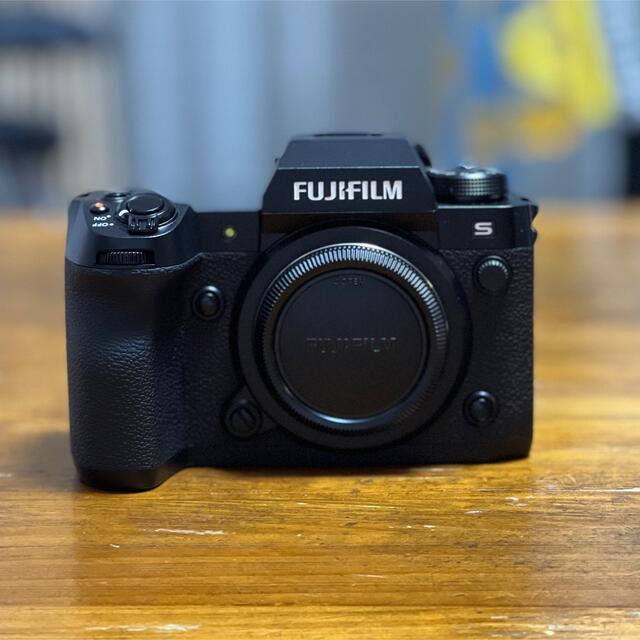 FUJIFILM X-H2S