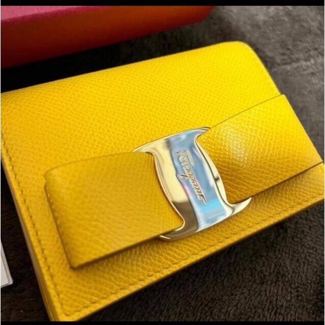 日本正規代理店 SalvatoreFerragamo フェラガモ 折り財布 イエロー