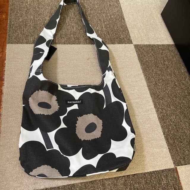 marimekko(マリメッコ)のMarimekko マリメッコ ショルダーバッグ  S ウニッコ レディースのバッグ(ショルダーバッグ)の商品写真