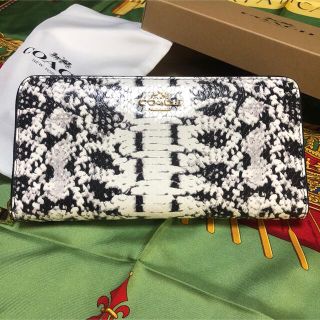 コーチ(COACH)のFLOWER様専用　COACH 長財布　パイソン柄　ブラック/ホワイト(財布)