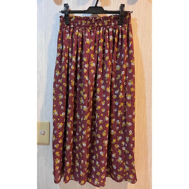 花柄スピンドルギャザースカート　フレアスカート レディースのスカート(ロングスカート)の商品写真