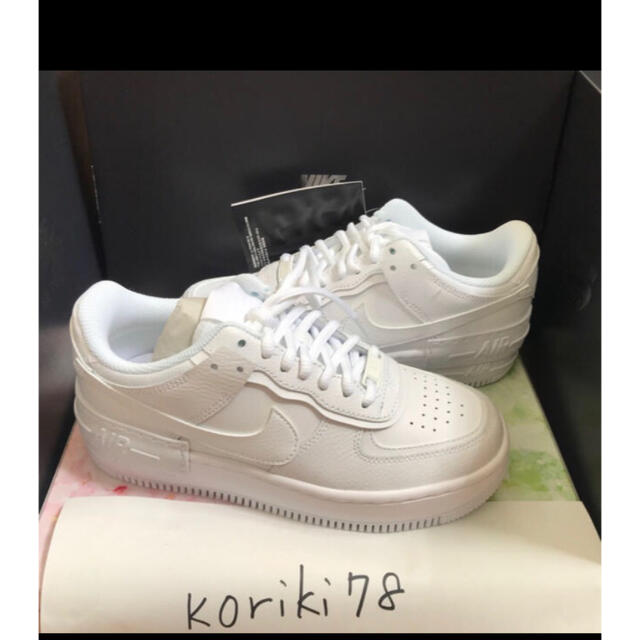 通販アウトレット半額 【新品・未使用】エアフォース スネーク 24.5 ブルームバーグ AIR WMNS 24.5【新品】NIKE FORCE スネーク 白 07 1 スニーカー
